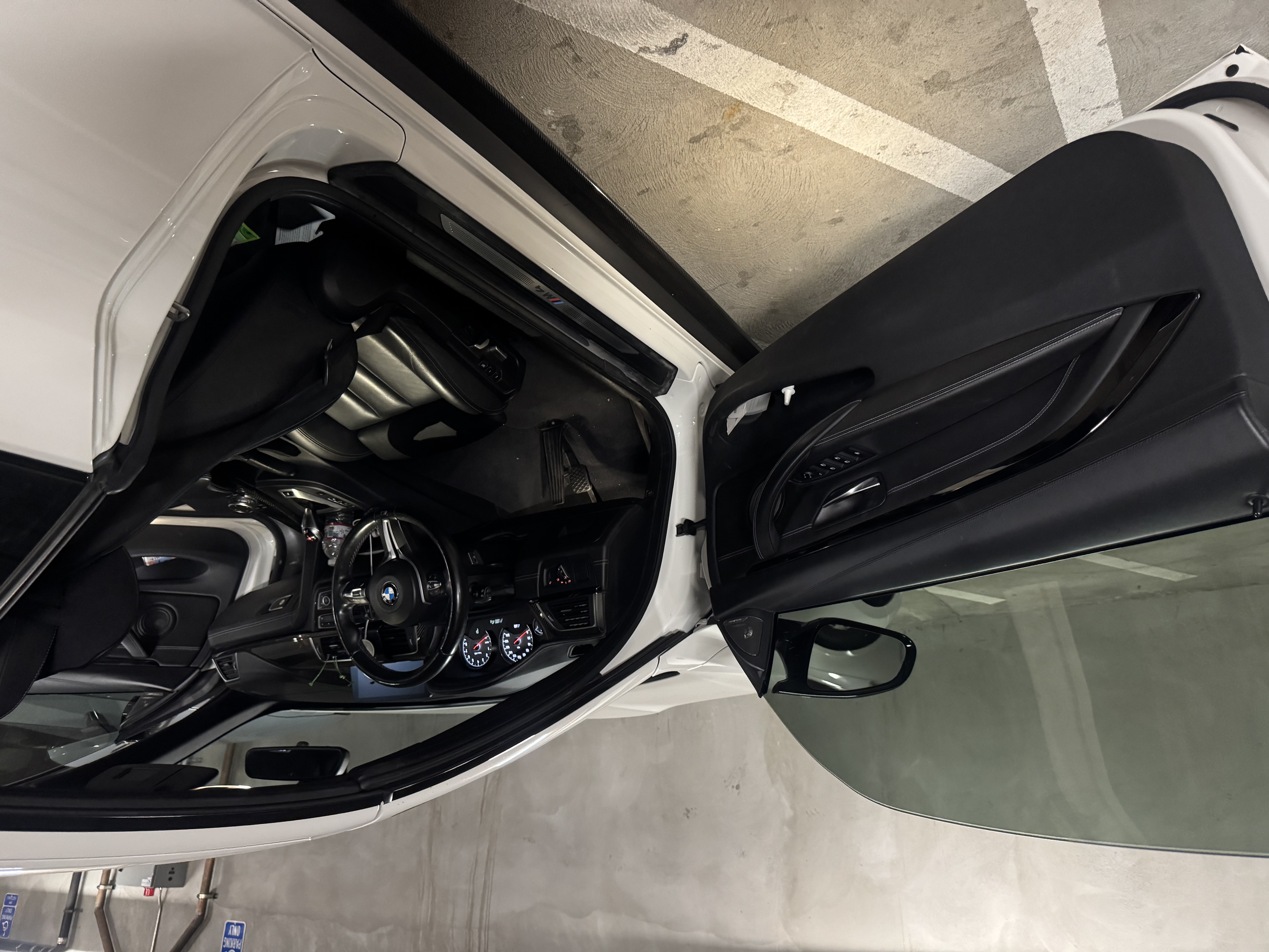 Used 2016 BMW M4 Convertible RWD image 12
