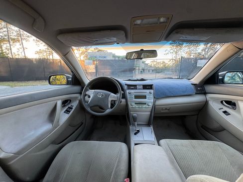 Used 2009 Toyota Camry Hybrid Sedan 4D image 9