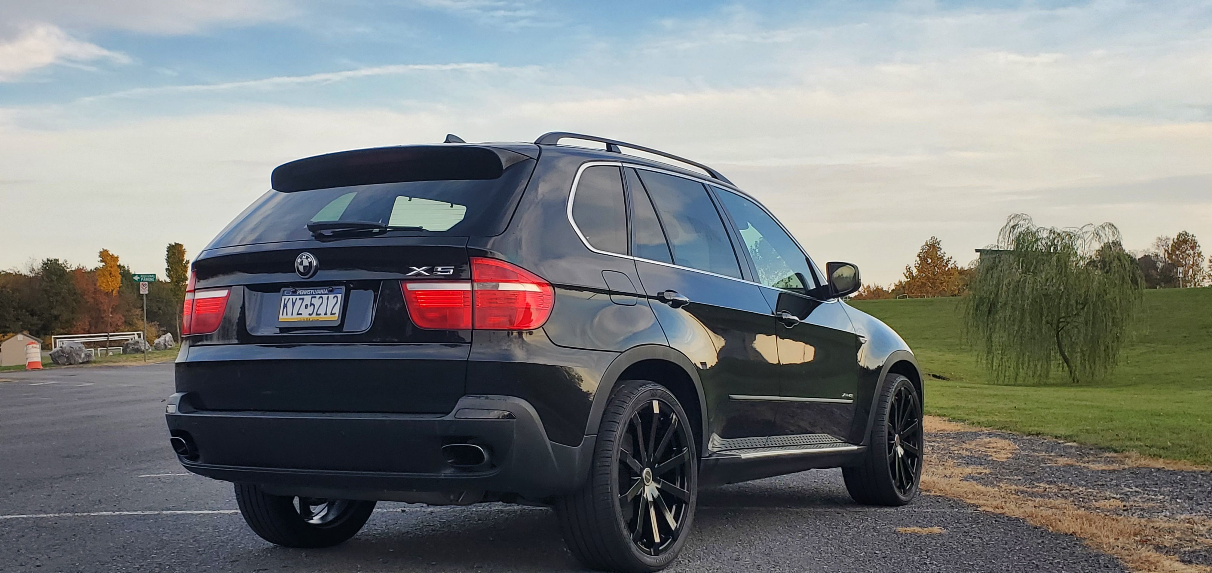 Used 2009 BMW X5 xDrive48i AWD/4WD image 2