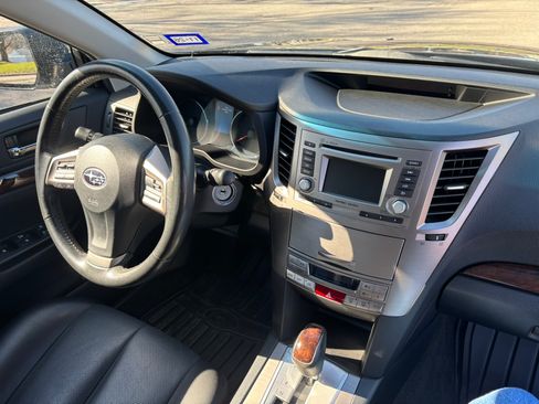 Used 2013 Subaru Legacy 3.6R Limited AWD/4WD image 15