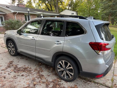 Used 2021 Subaru Forester Limited w/ Popular Package #3 AWD/4WD image 2