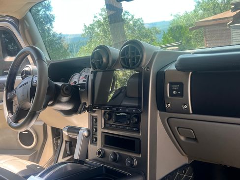 Used 2003 HUMMER H2 AWD/4WD image 13