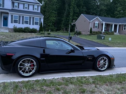 Used 2011 Chevrolet Corvette Z06 w/ Preferred Equipment Group image 12