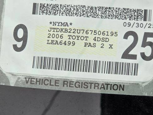 Used 2006 Toyota Prius image 1