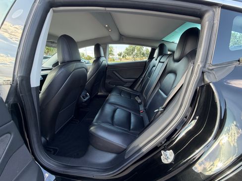 Used 2018 Tesla Model 3 Long Range AWD/4WD image 19