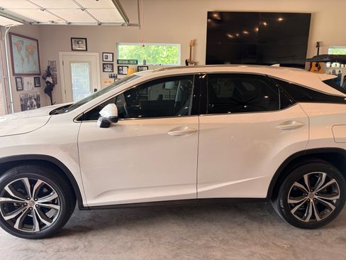 Used 2017 Lexus RX 350 AWD w/ Premium Package image 2