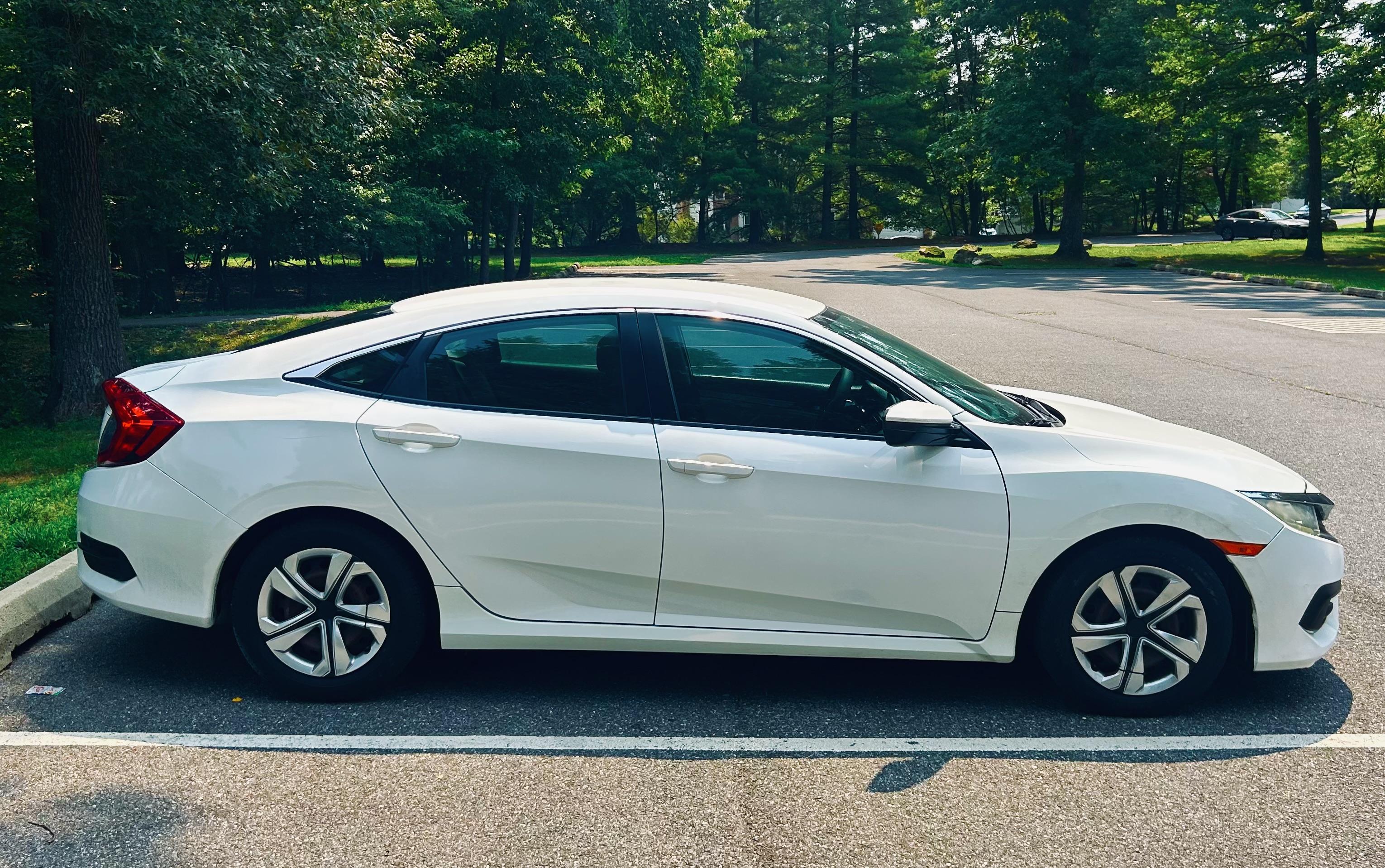 Used 2016 Honda Civic LX image 4