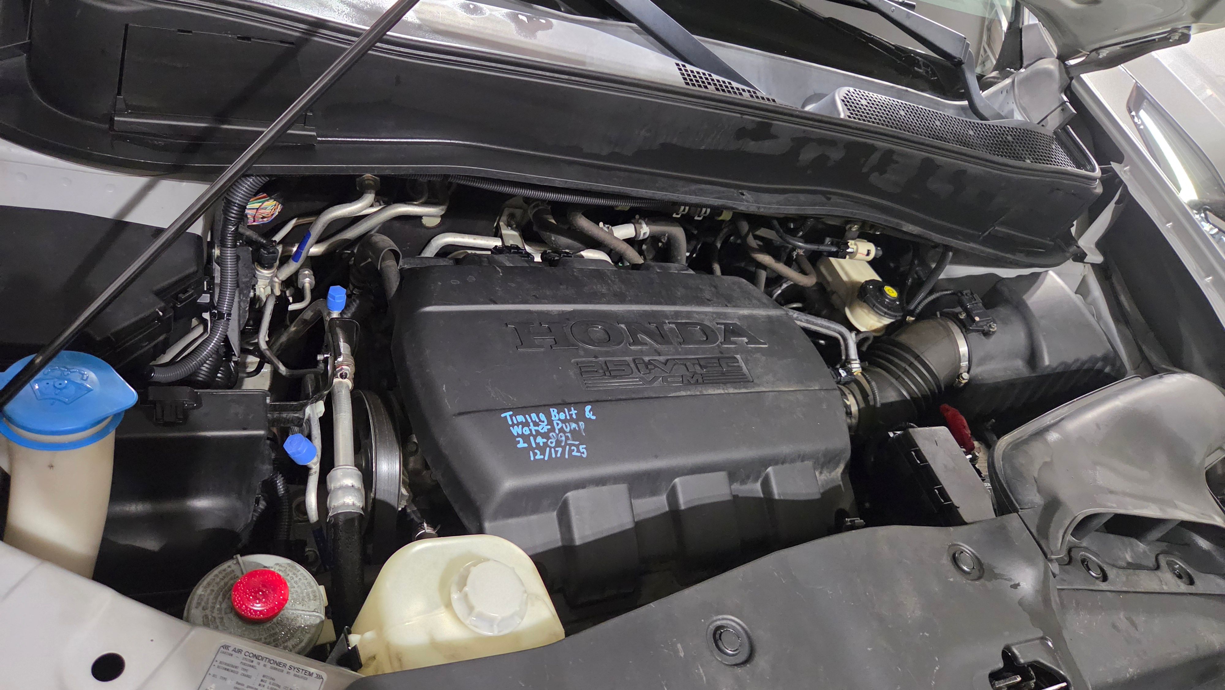 Used 2011 Honda Pilot Touring image 5