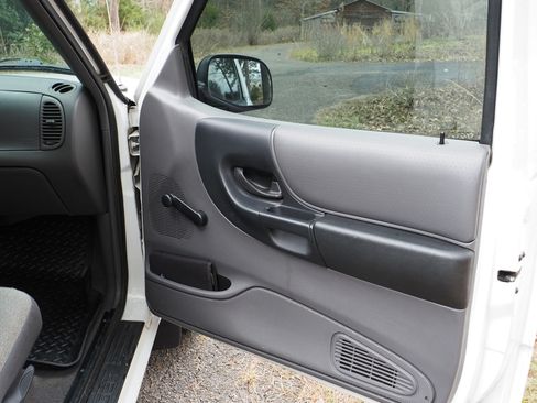 Used 2001 Ford Ranger 2WD Regular Cab image 15