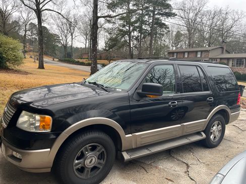 Used 2004 Ford Expedition Eddie Bauer image 6