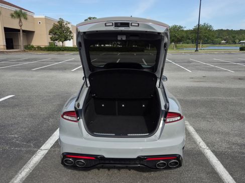 Used 2023 Kia Stinger GT-Line RWD image 2
