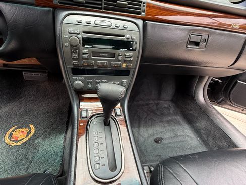 Used 2002 Cadillac Eldorado Touring w/ Preffered Equipment Group FWD image 29