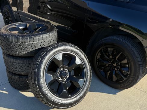 Used 2019 RAM 1500 Big Horn AWD/4WD image 5
