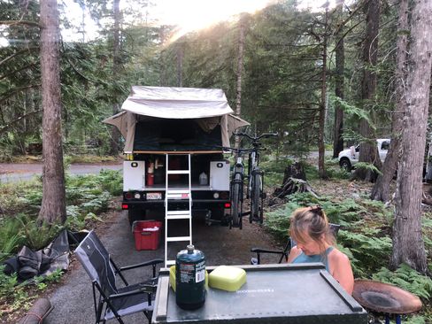 Used 2018 Ford F250 Lariat w/ Lariat Value Package image 16