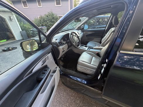 Used 2023 Honda Ridgeline RTL image 8