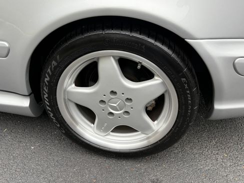 Used 2001 Mercedes-Benz CLK 430 Coupe image 17