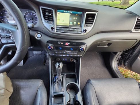 Used 2016 Hyundai Tucson Limited w/ Option Group 03 image 20