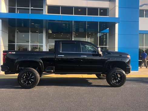Used 2022 Chevrolet Silverado 2500 LTZ w/ LTZ Convenience Package AWD/4WD image 1