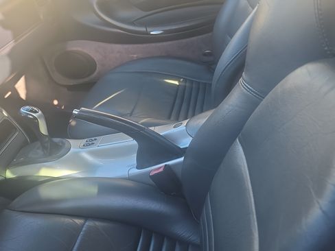 Used 2000 Porsche 911 Carrera image 9