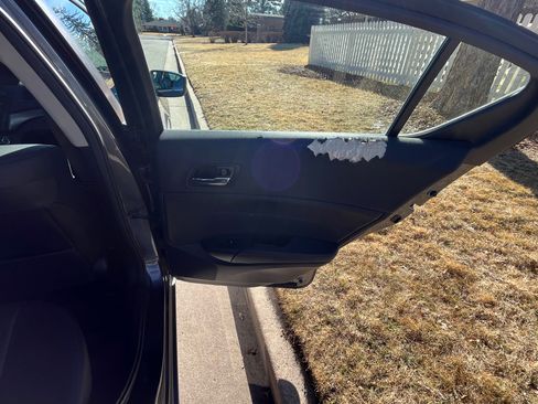 Used 2013 Acura ILX w/ Technology Package image 14