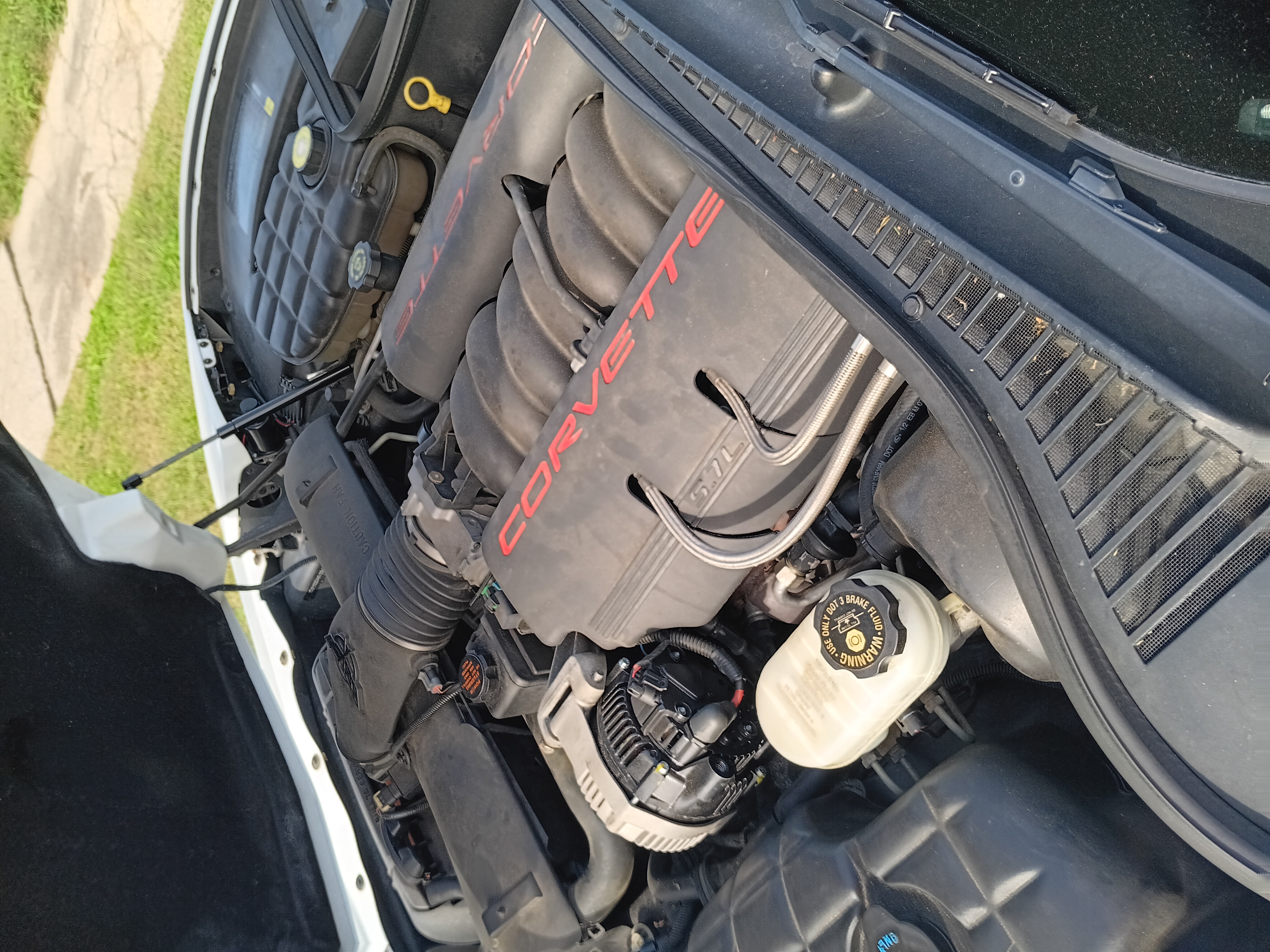 Used 1998 Chevrolet Corvette Coupe RWD image 10