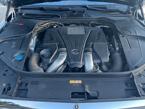 Used 2017 Mercedes-Benz S 550 4MATIC Sedan image 6