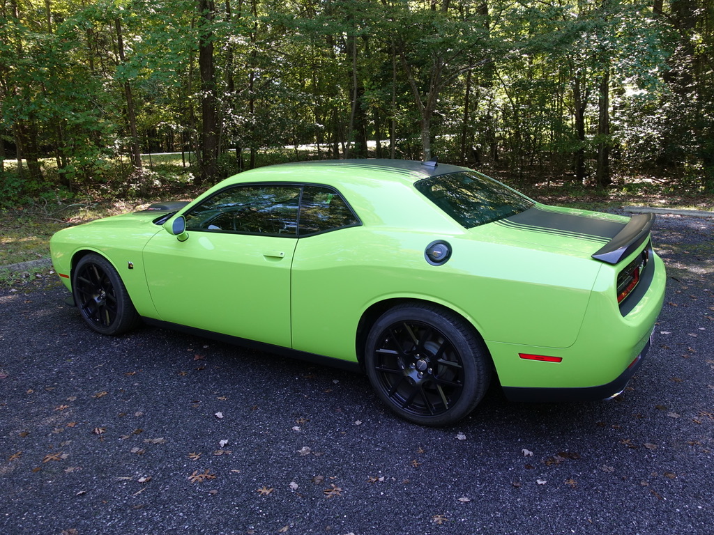 Used 2015 Dodge Challenger R/T Scat Pack RWD image 10