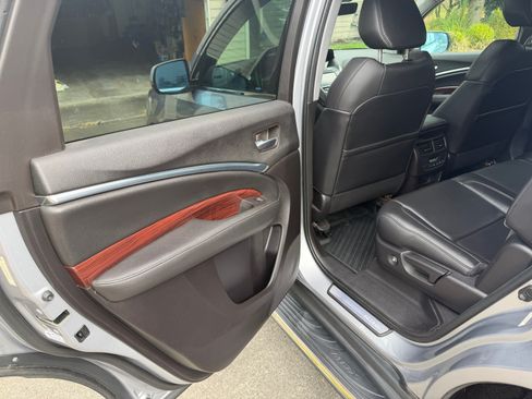 Used 2016 Acura MDX SH-AWD w/ Technology Package image 18