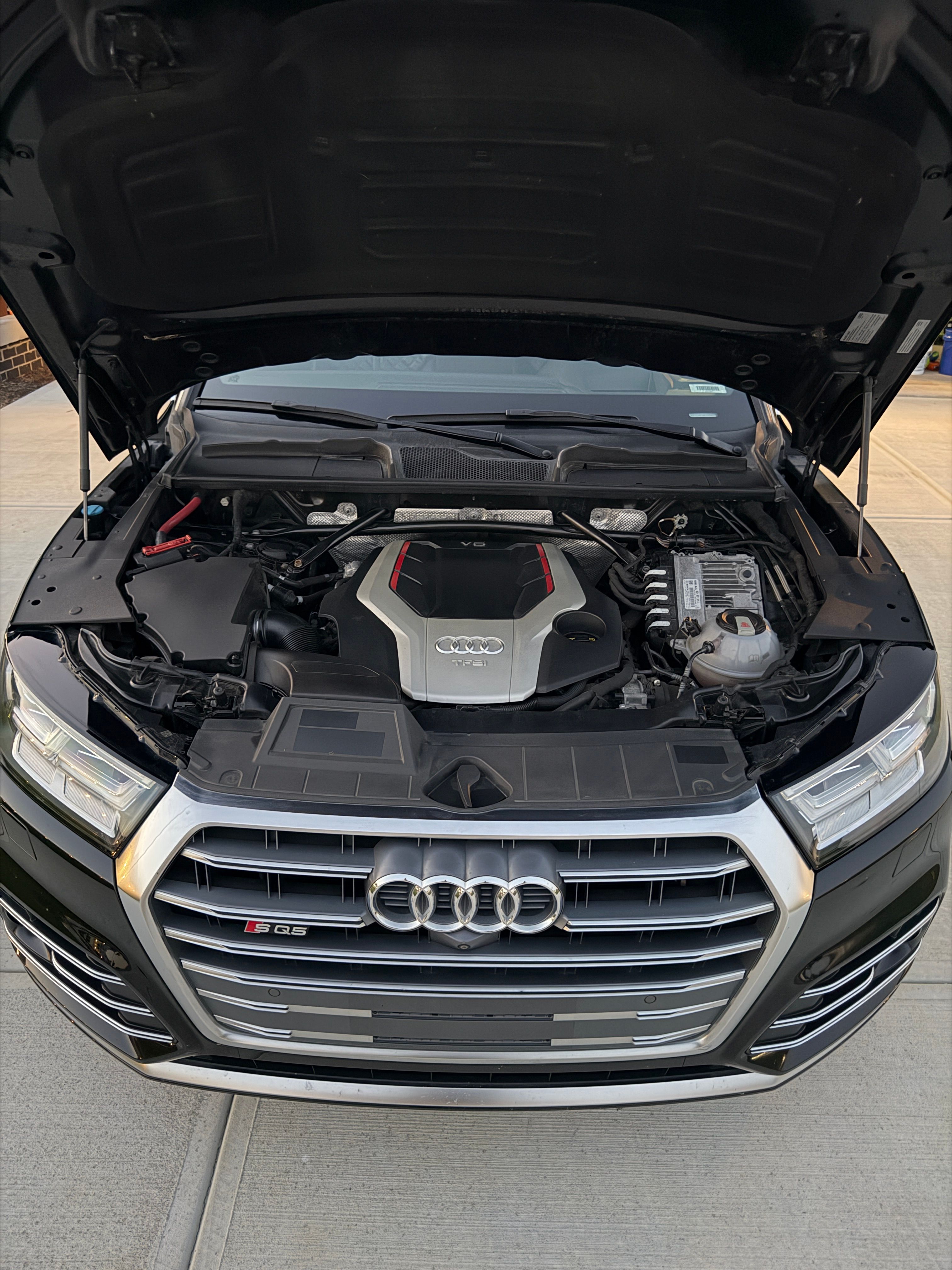 Used 2019 Audi SQ5 Prestige w/ Prestige Package AWD/4WD image 12