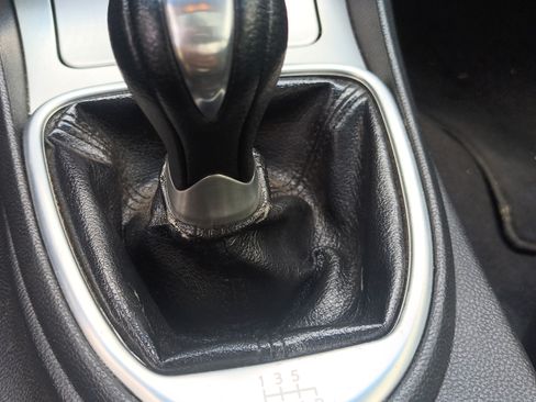 Used 2014 INFINITI Q60 Sport image 1