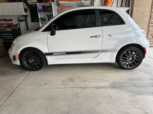 Used 2013 FIAT 500 Abarth image 2