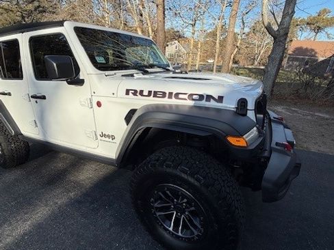 Used 2024 Jeep Wrangler Unlimited Rubicon w/ XTREMEE 35" Tire Package image 11