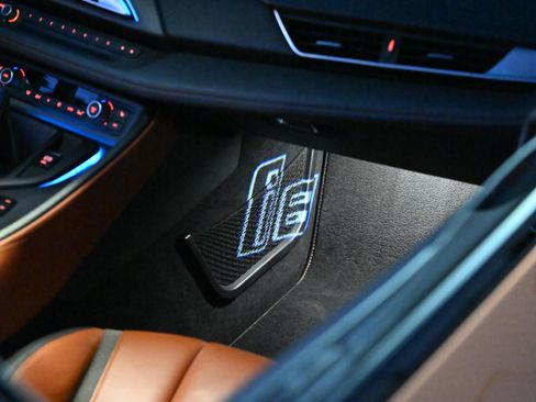 Used 2019 BMW i8 Roadster 2D image 16