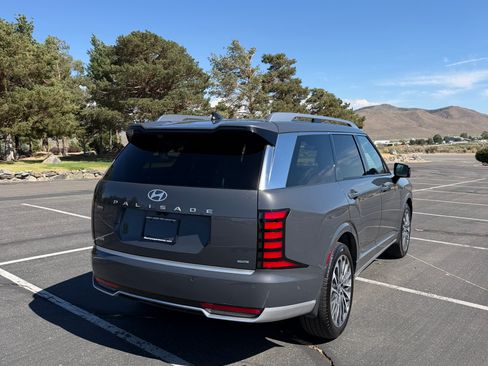 Used 2026 Hyundai Palisade Calligraphy AWD/4WD image 5