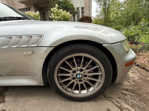 Used 2001 BMW Z3 3.0i image 11