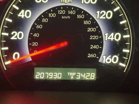 Used 2010 Honda Odyssey EX-L image 16