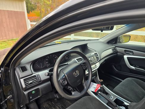 Used 2013 Honda Accord LX-S image 6