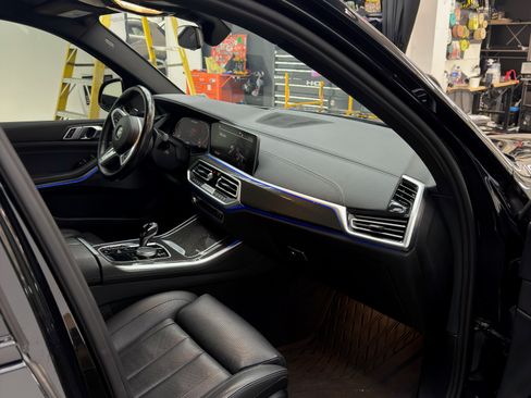 Used 2022 BMW X5 M50i w/ Premium Package AWD/4WD image 16