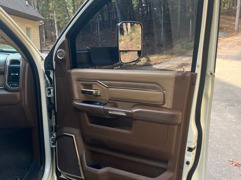 Used 2021 RAM 3500 Limited image 14