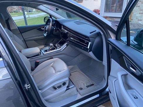 Used 2020 Audi Q7 3.0T Premium Plus w/ Premium Plus Package image 13