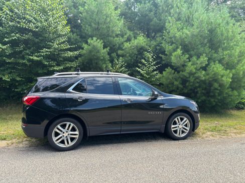 Used 2018 Chevrolet Equinox Premier AWD/4WD image 4