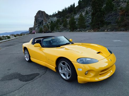 Used 2001 Dodge Viper RT/10 RWD image 11