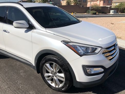 Used 2013 Hyundai Santa Fe Sport 2.0T image 4