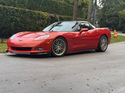 Used 2012 Chevrolet Corvette Coupe w/ 2LT Preferred Equipment Group image 2