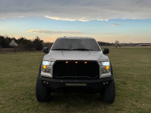 Used 2015 Ford F150 XLT w/ Equipment Group 301A Mid image 10