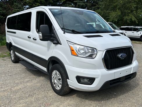 Used 2022 Ford Transit 350 XLT RWD image 8