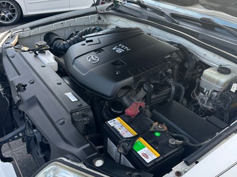 Used 2007 Toyota 4Runner Sport image 18