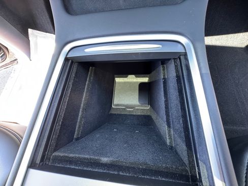 Used 2023 Tesla Model Y Long Range AWD/4WD image 6