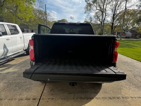 Used 2023 Chevrolet Silverado 1500 LT Trail Boss w/ Protection Package image 5