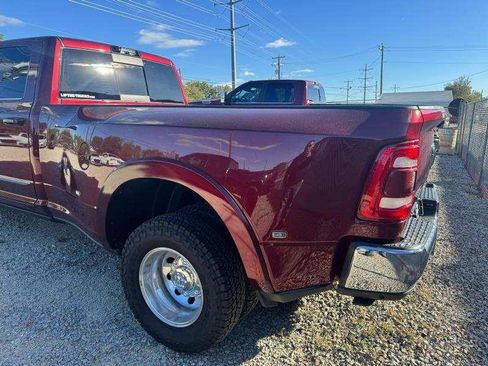 Used 2022 RAM 3500 Limited w/ Max Tow Package image 6